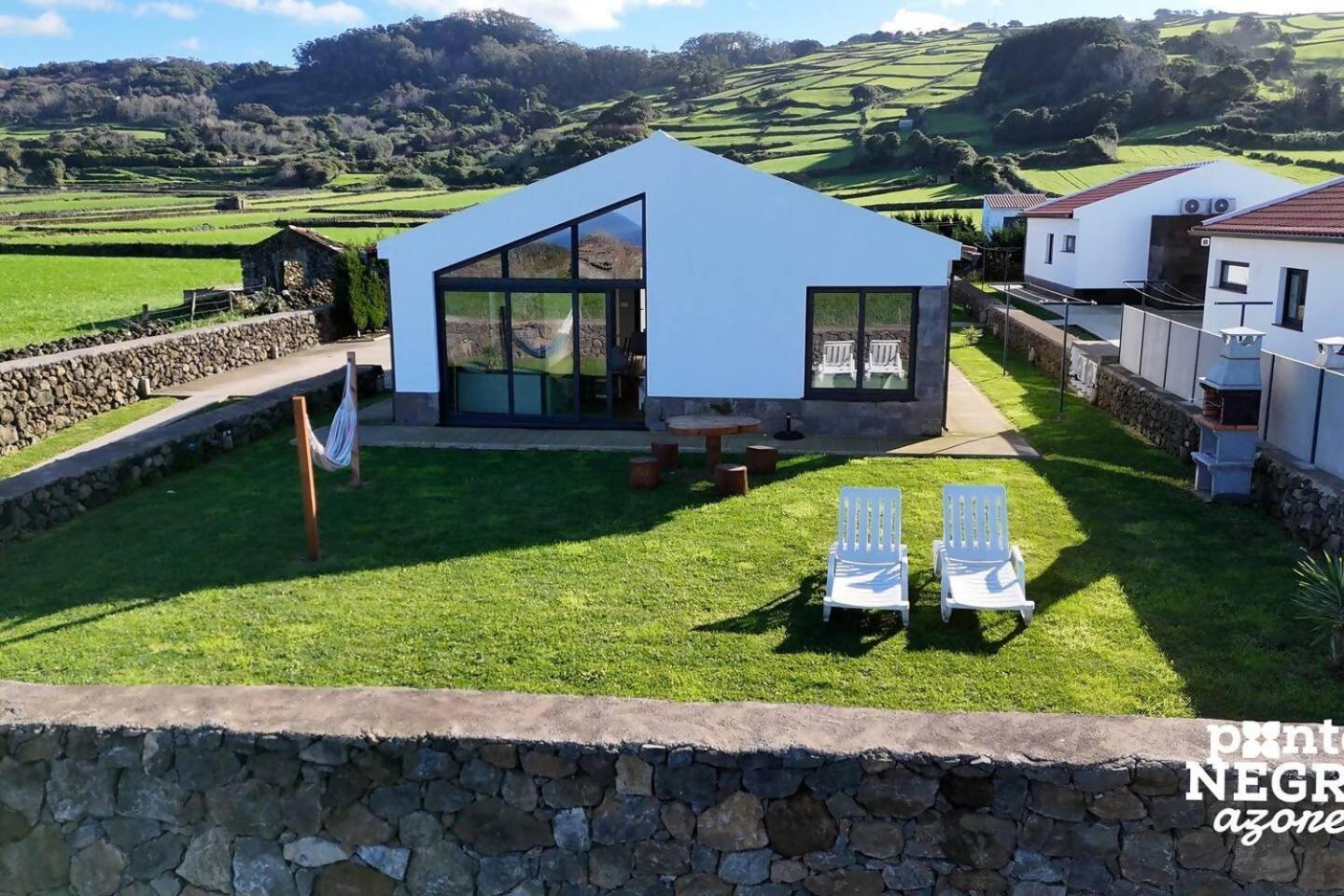 Beer House By Pontanegraazores Altares Kültér fotó